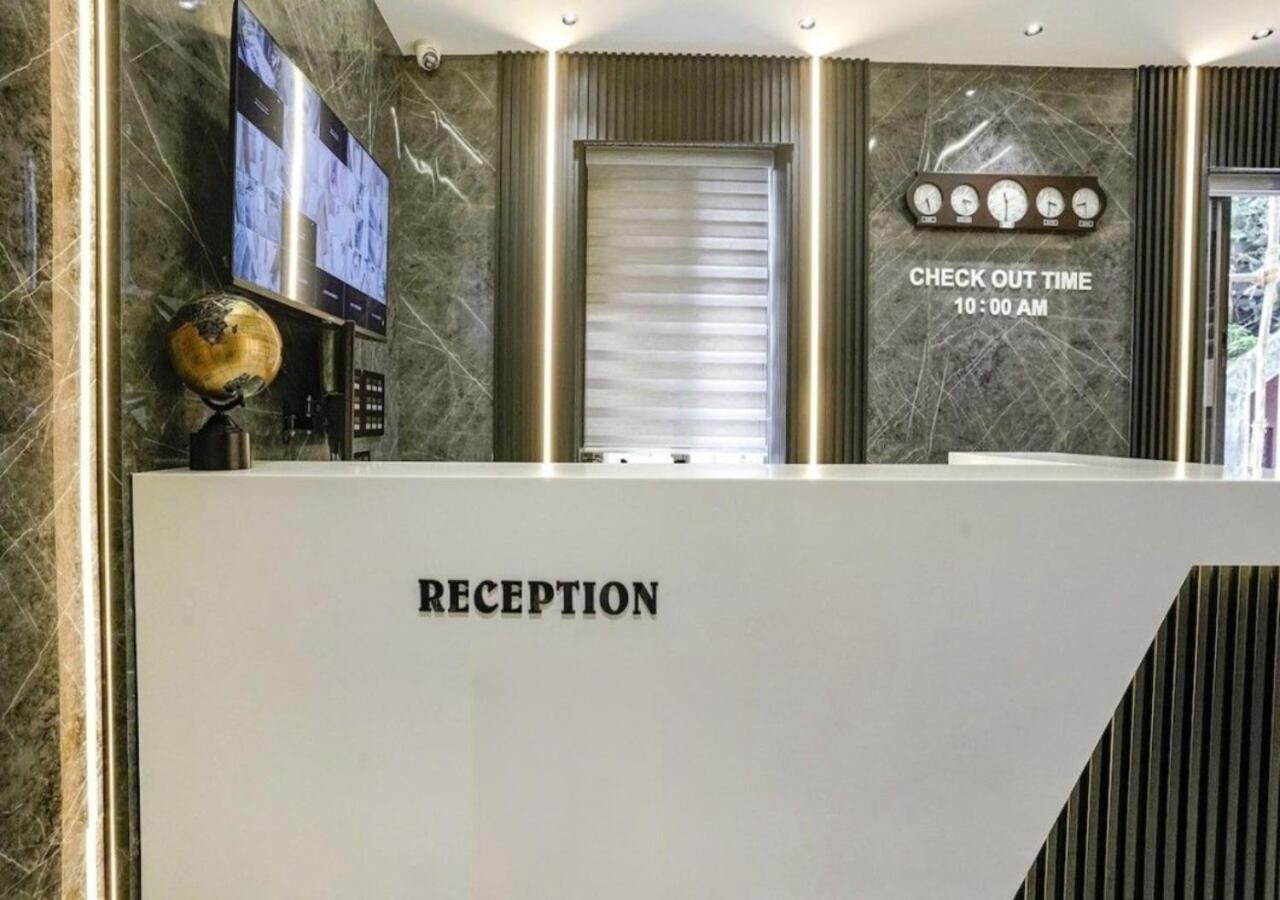Hotel National - Grant Road มุมไบ ภายนอก รูปภาพ