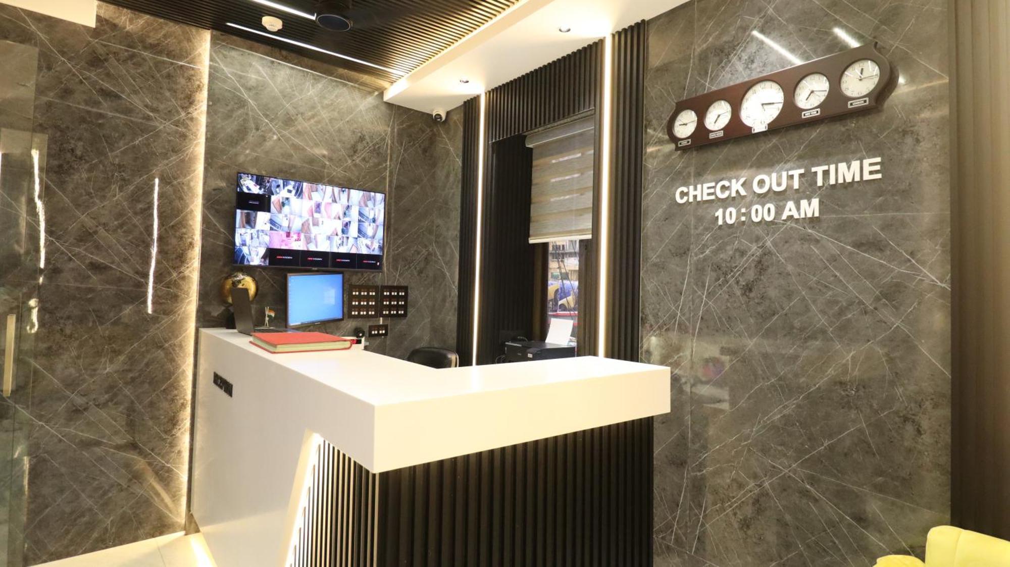 Hotel National - Grant Road มุมไบ ภายนอก รูปภาพ