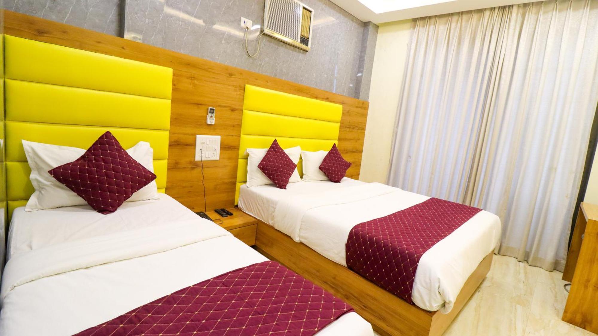 Hotel National - Grant Road มุมไบ ภายนอก รูปภาพ