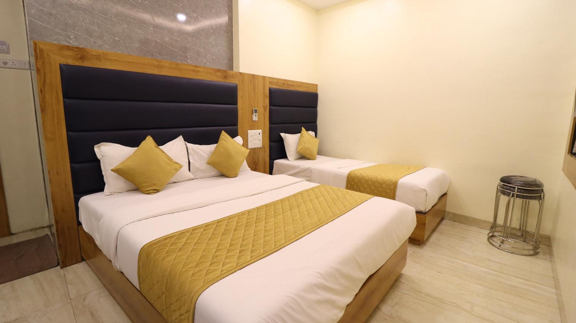 Hotel National - Grant Road มุมไบ ภายนอก รูปภาพ