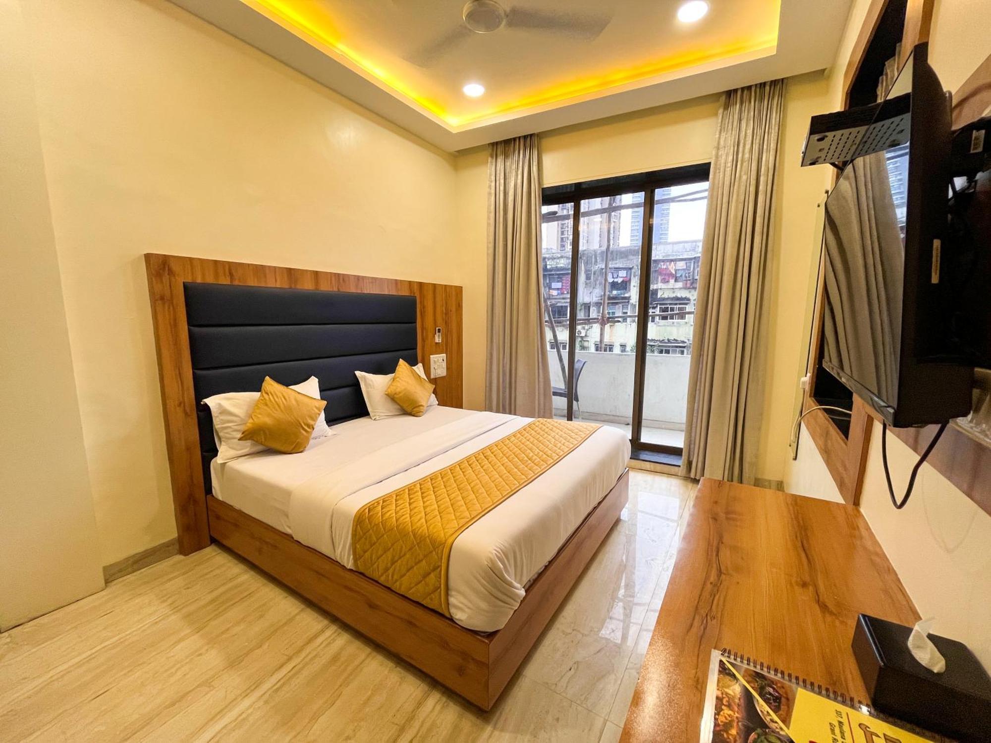 Hotel National - Grant Road มุมไบ ภายนอก รูปภาพ