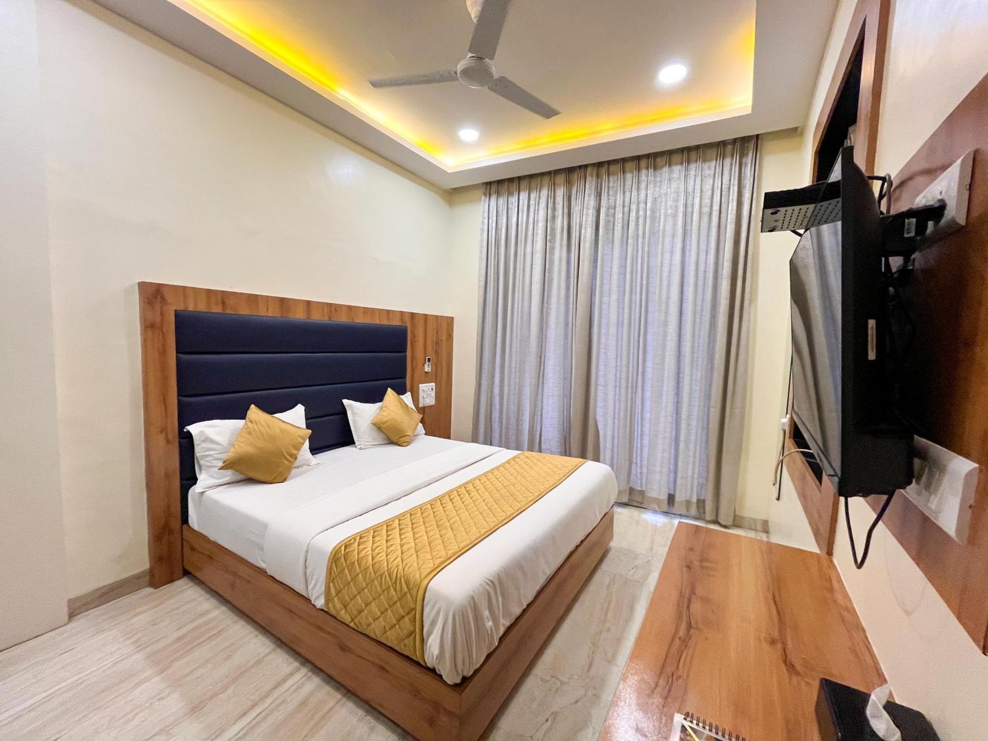 Hotel National - Grant Road มุมไบ ภายนอก รูปภาพ