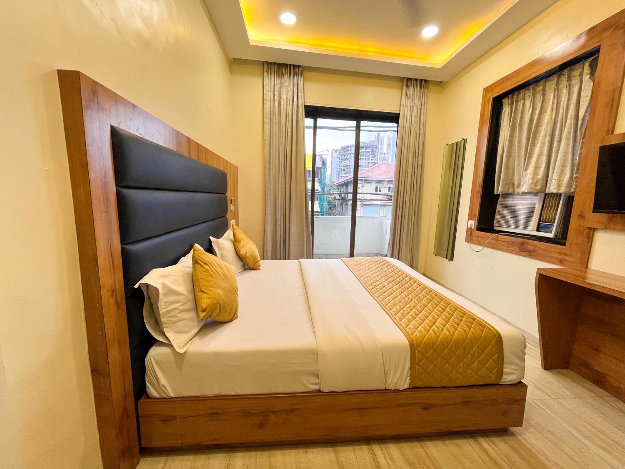 Hotel National - Grant Road มุมไบ ภายนอก รูปภาพ